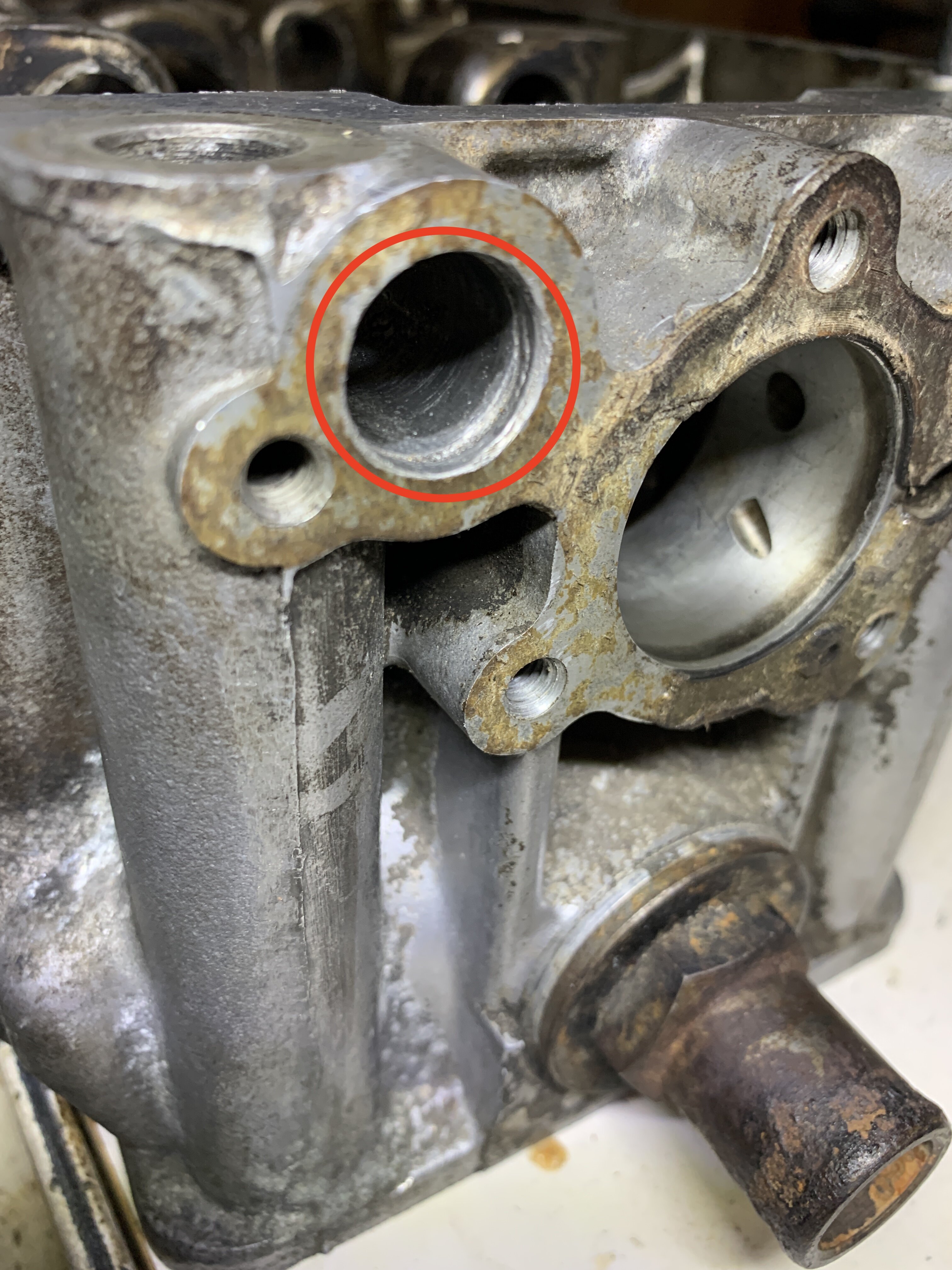 e12 Head Condition Feedback |﻿ BMW 2002 and other '02