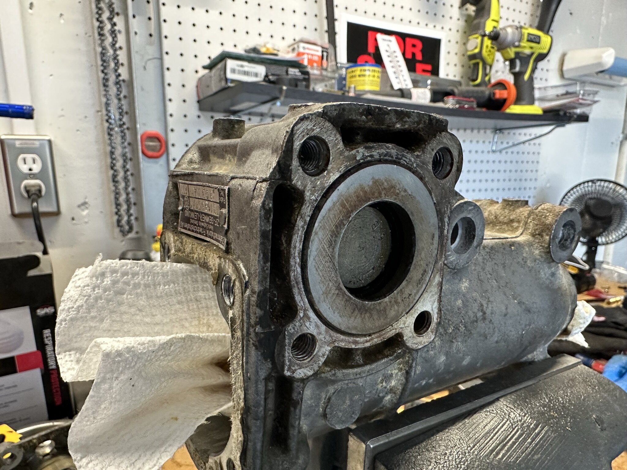 Steering Box Disassembly Question ﻿ BMW 2002 and other '02