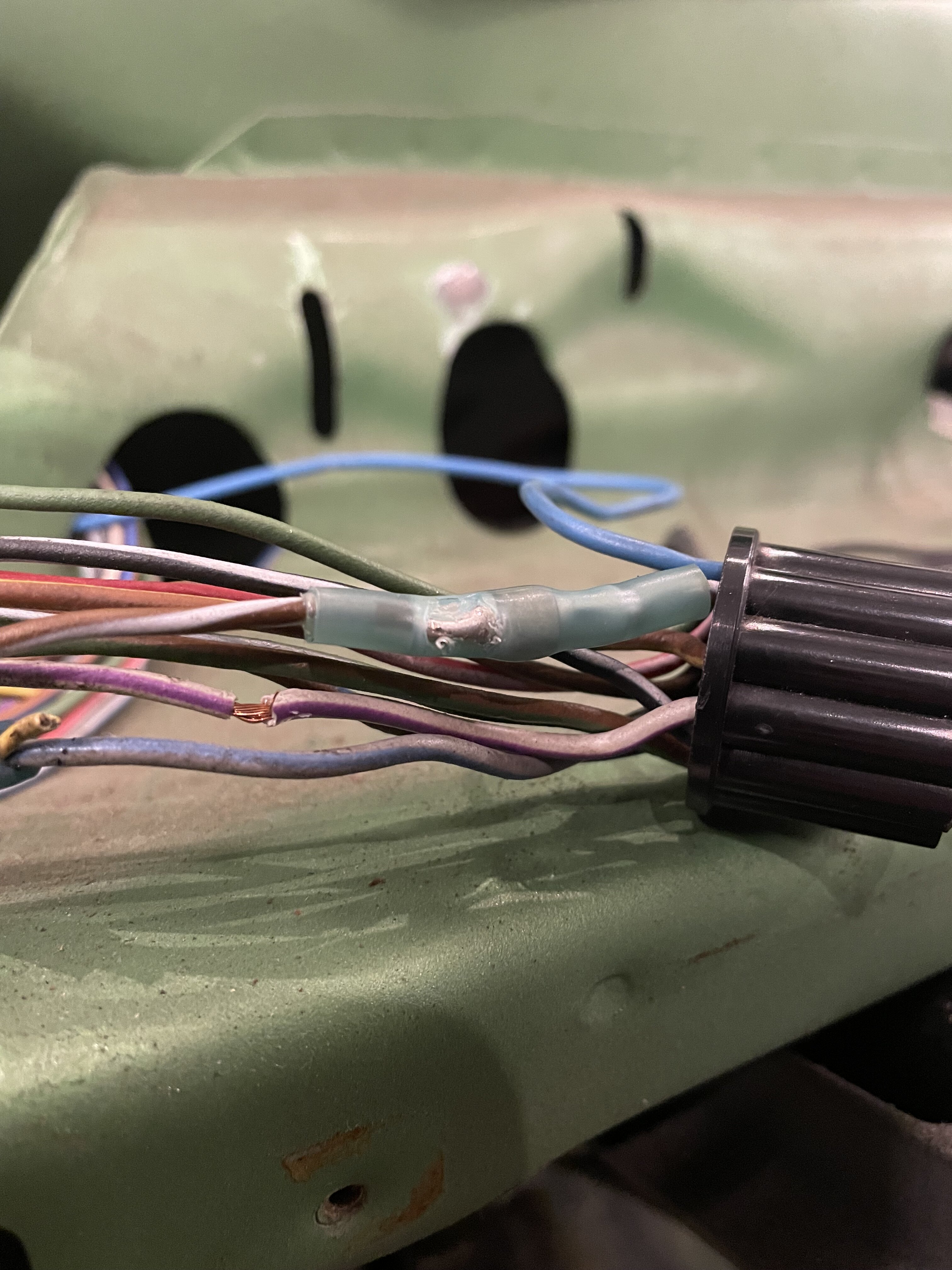 Cluster Connector Pin Removal |﻿ BMW 2002 and other '02