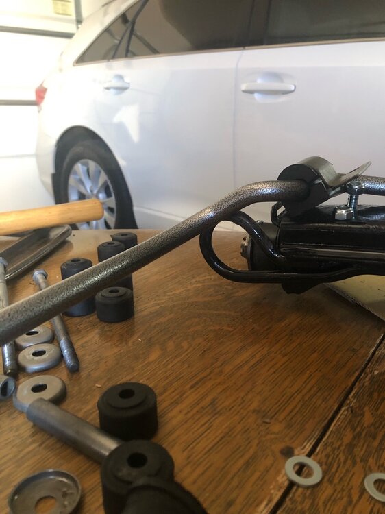 Non swaybar car / upsidedown tow hooks? ﻿ BMW 2002 and other '02