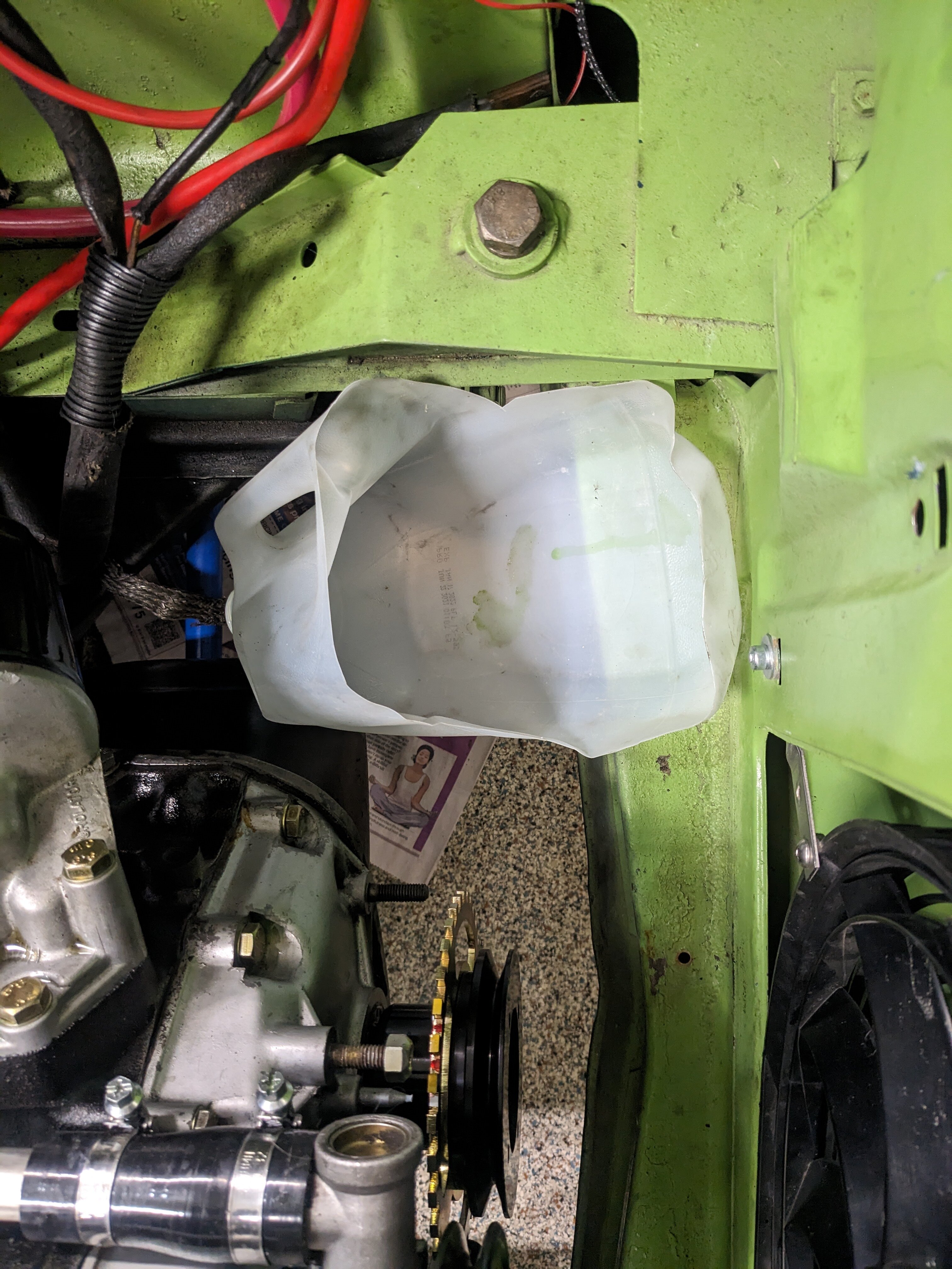 PSA Trick for draining coolant without a huge mess! ﻿ BMW 2002 and