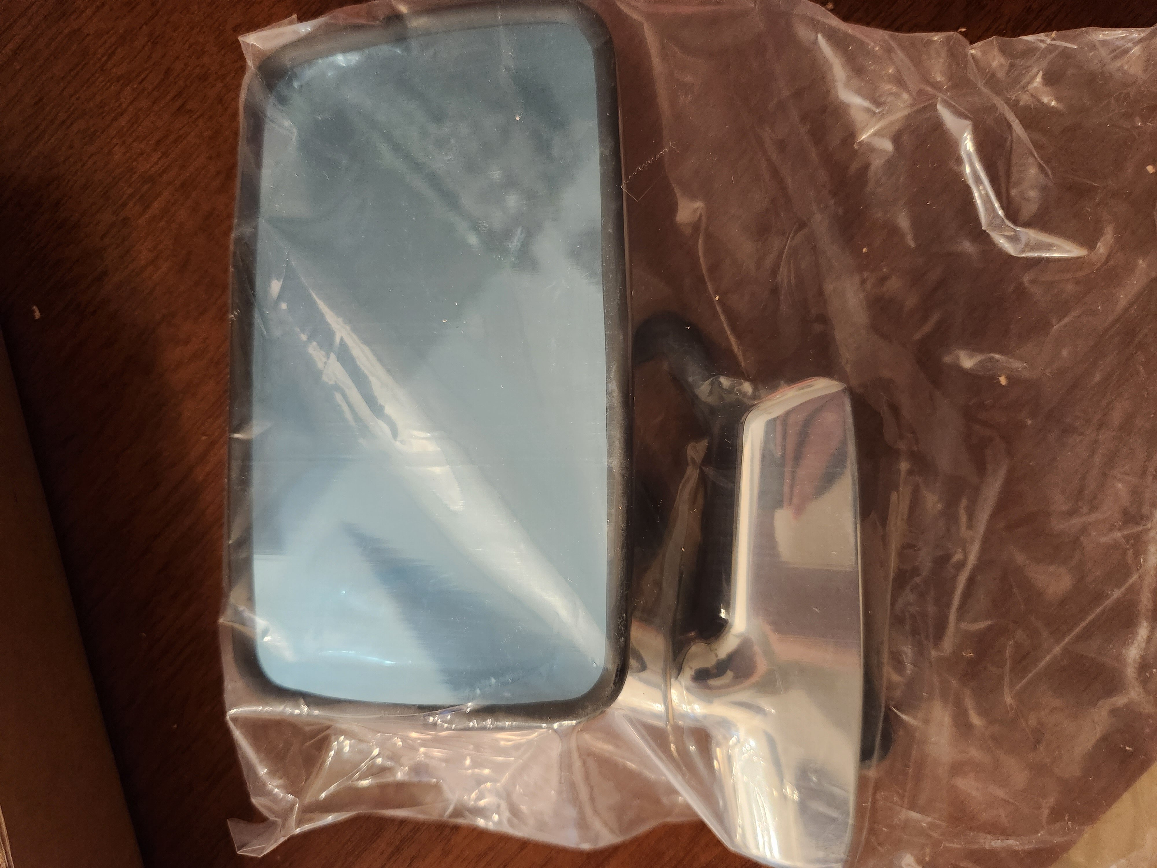 Several new parts, trim, clips, mirrors, lock strip, etc - Body and ...