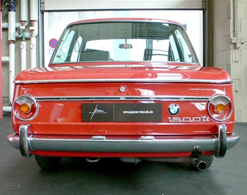 BMW 02 Series Rear Panel Badging - History and Reference - 2002FAQ