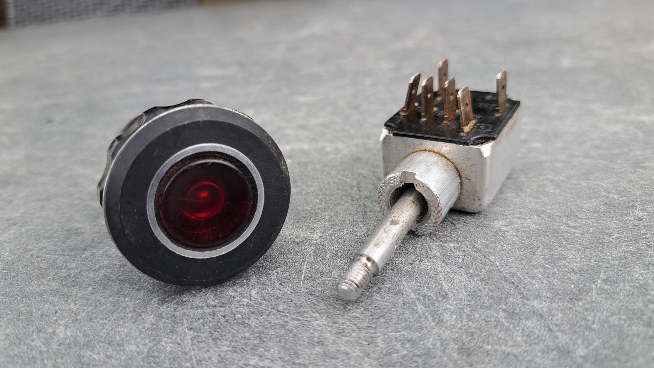 Wiper speed switch + nice hazard switch - Body and Interior - 2002FAQ