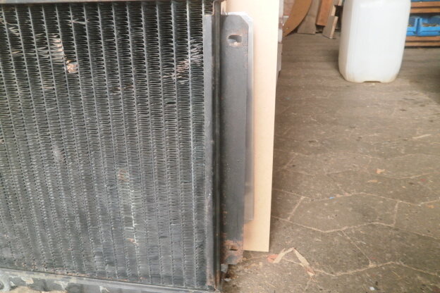 Fan hit radiator - Any experience with eBay radiators? - Page 3 - BMW ...
