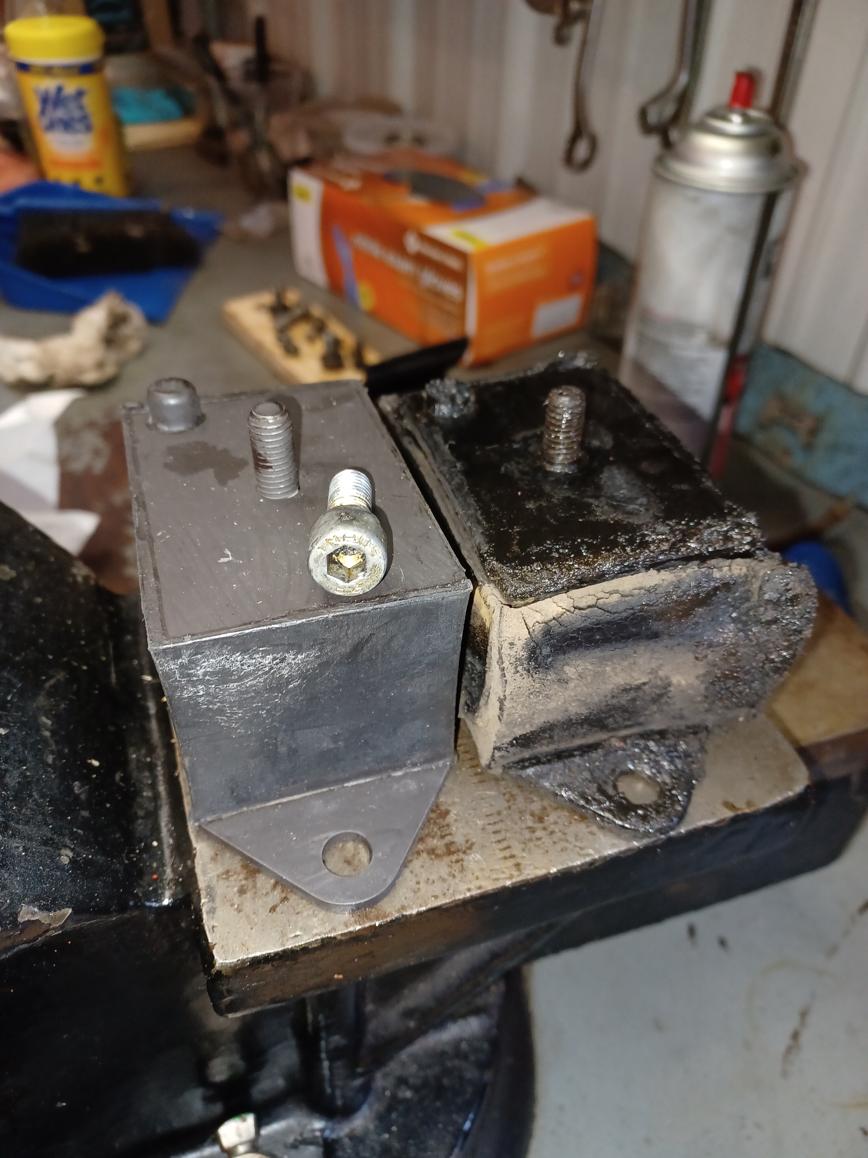 Best place to jack up engine when replacing engine mounts - Page 2 ...