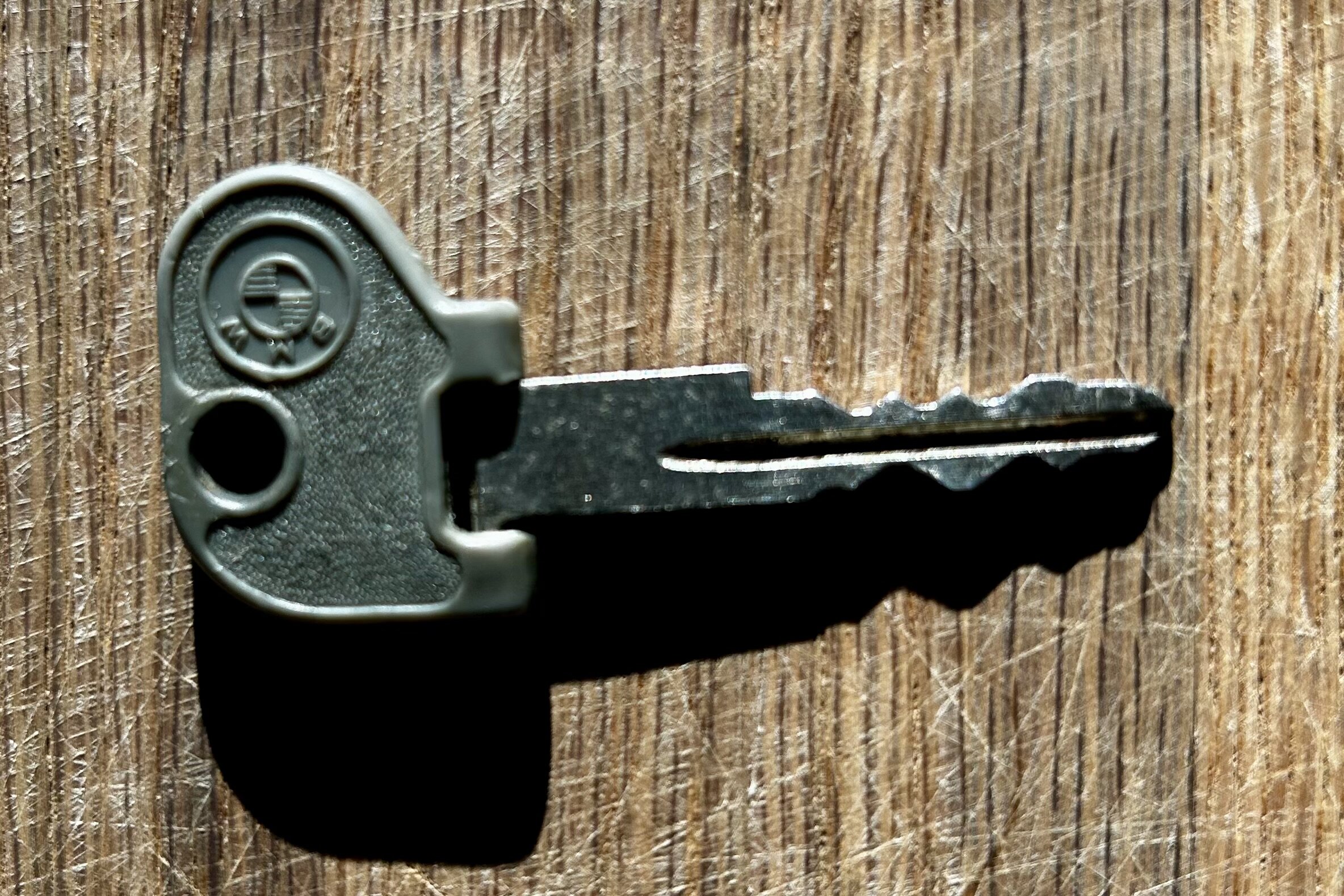 Folded Key 1800 folding key - BMW Neue Klasse Discussion - 2002FAQ