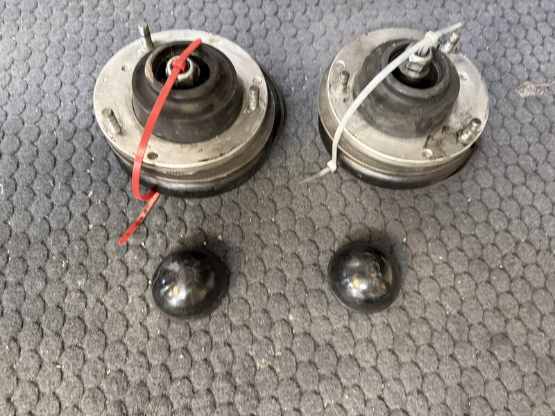 Strut bearings - Suspension and Steering - 2002FAQ