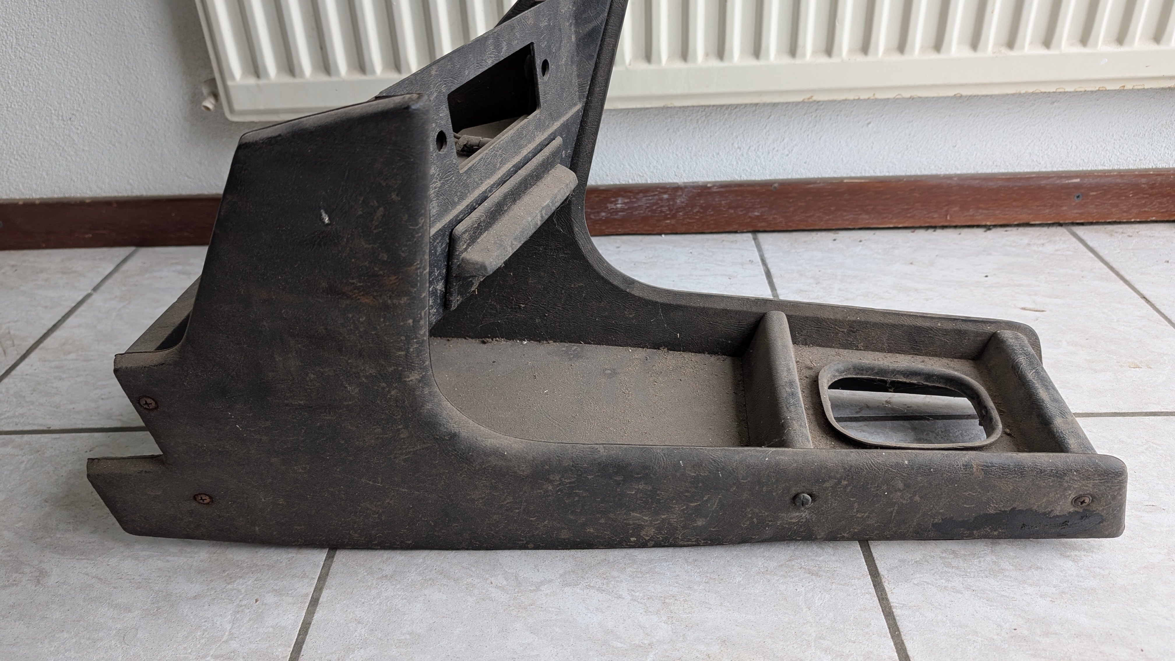 Middle interior part |﻿ Body and Interior