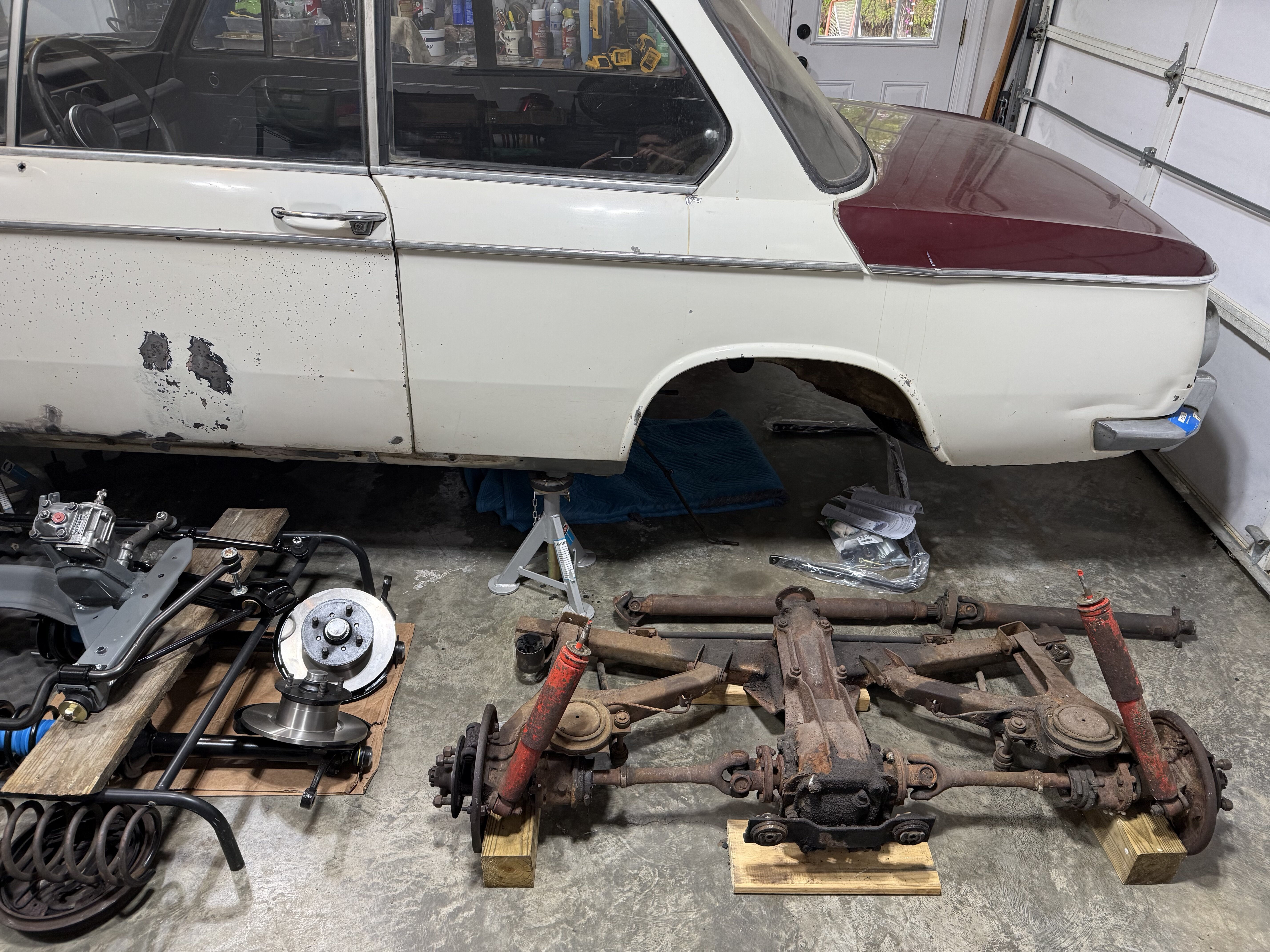 Rear Sub frame hung up on carrier - BMW 2002 and other '02 - 2002FAQ