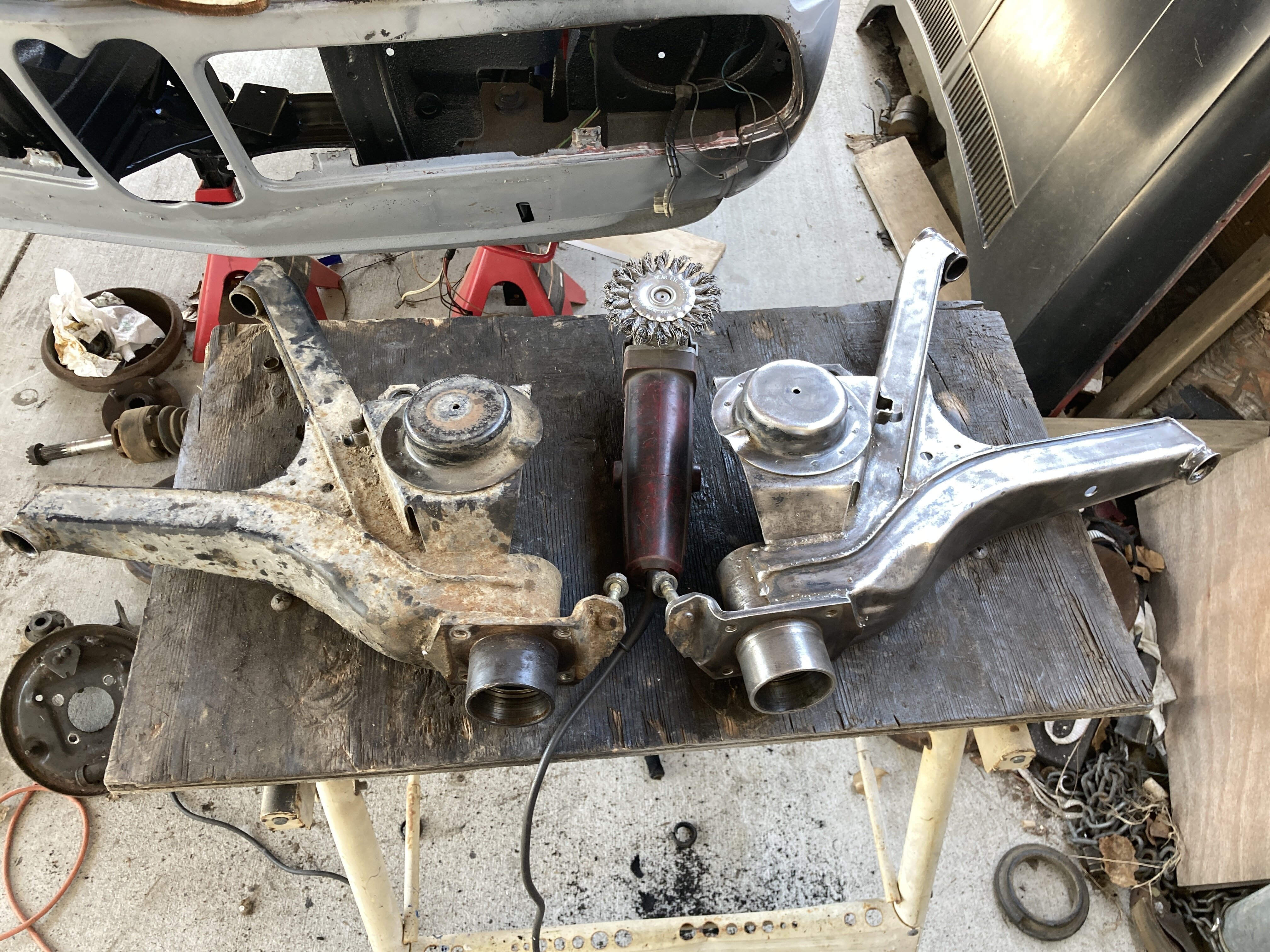 Stripping subframe and all components - 8 hours of grinding - BMW 2002 ...