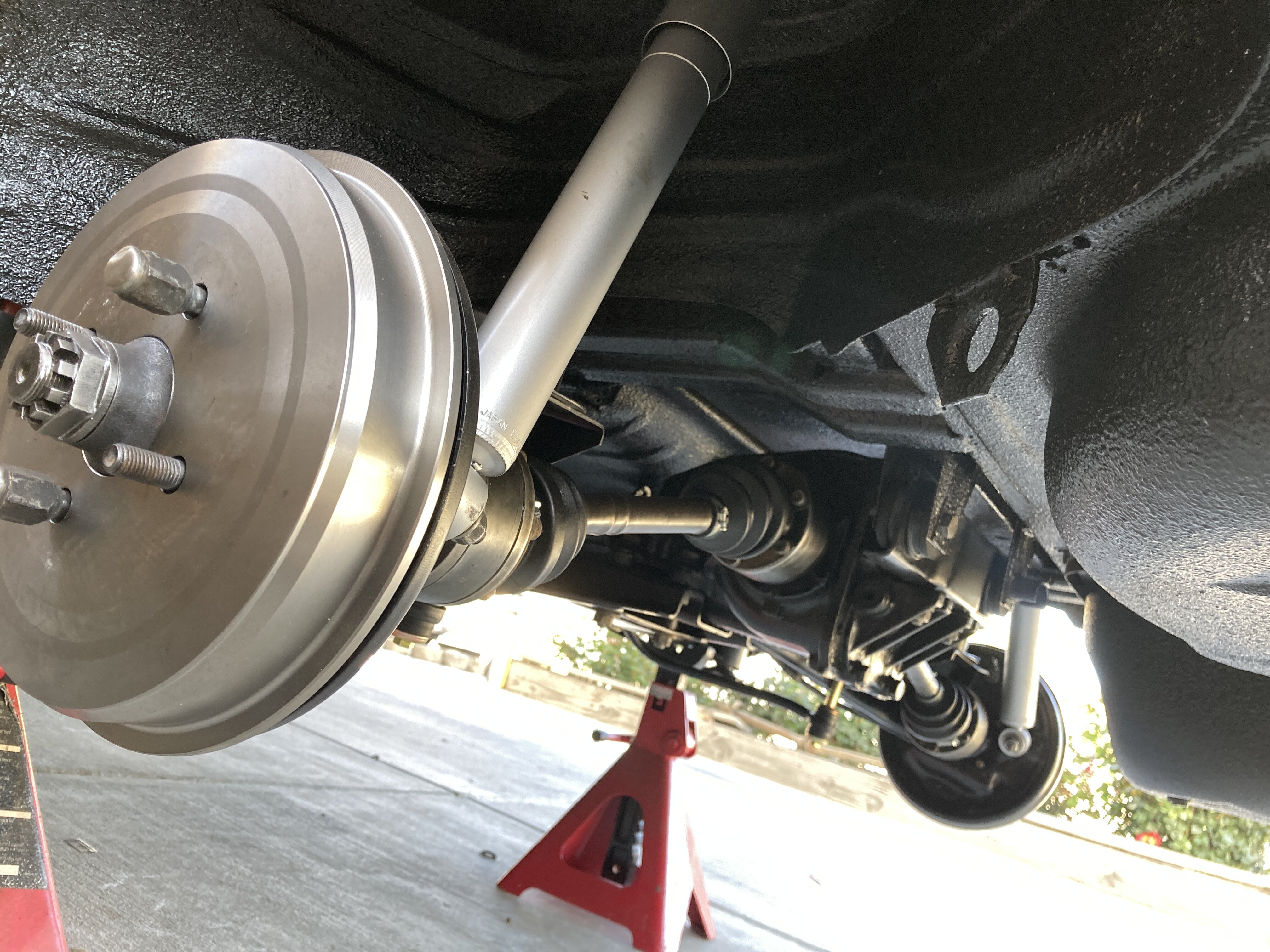 Rear subframe + half shafts + spindle + new brakes + shocks |﻿ BMW 2002 ...