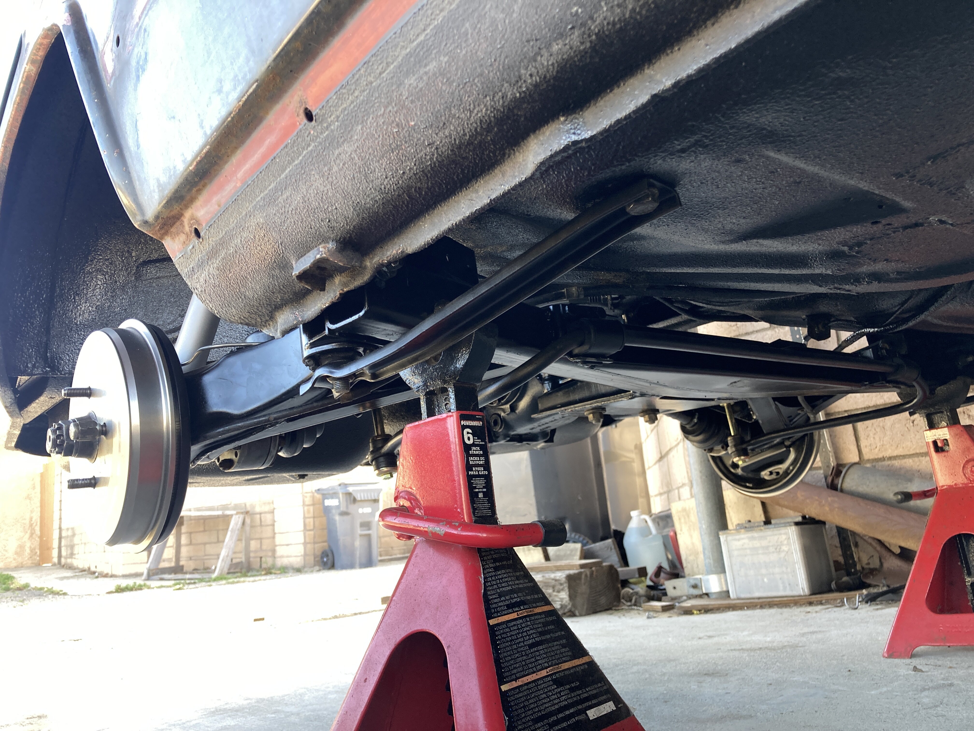 Rear subframe + half shafts + spindle + new brakes + shocks - BMW 2002 ...