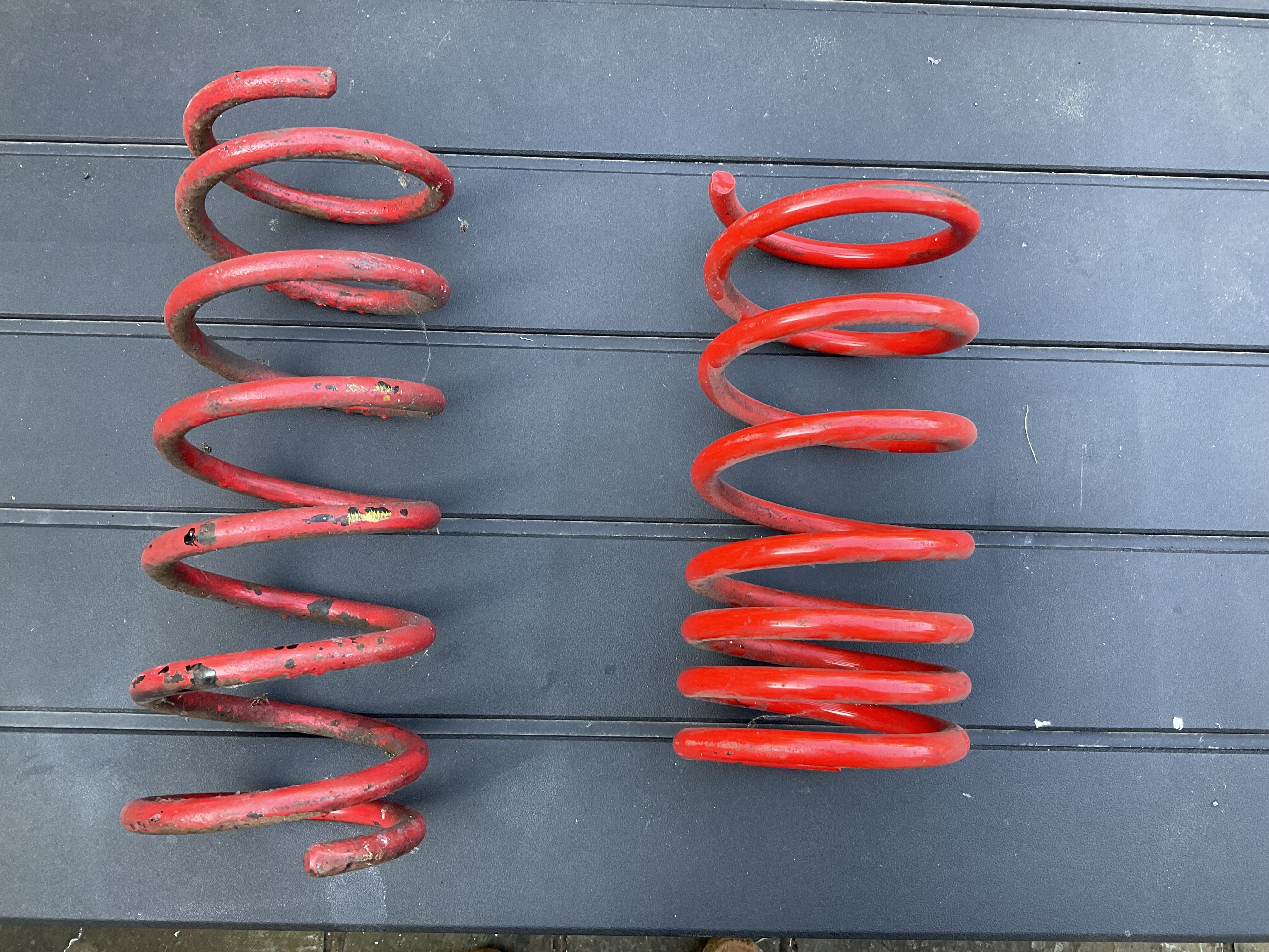 Identify these springs please - BMW 2002 and other '02 - 2002FAQ