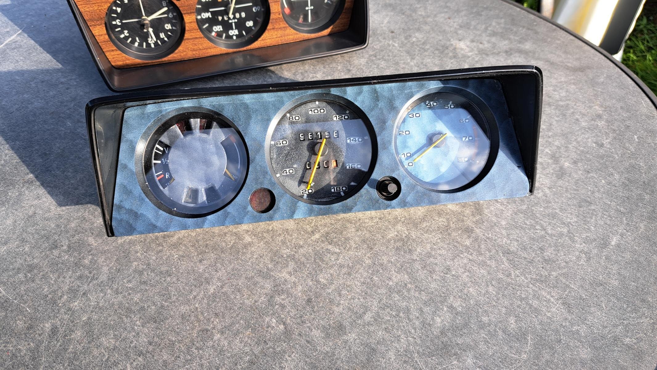 Two instrument clusters - Body and Interior - 2002FAQ