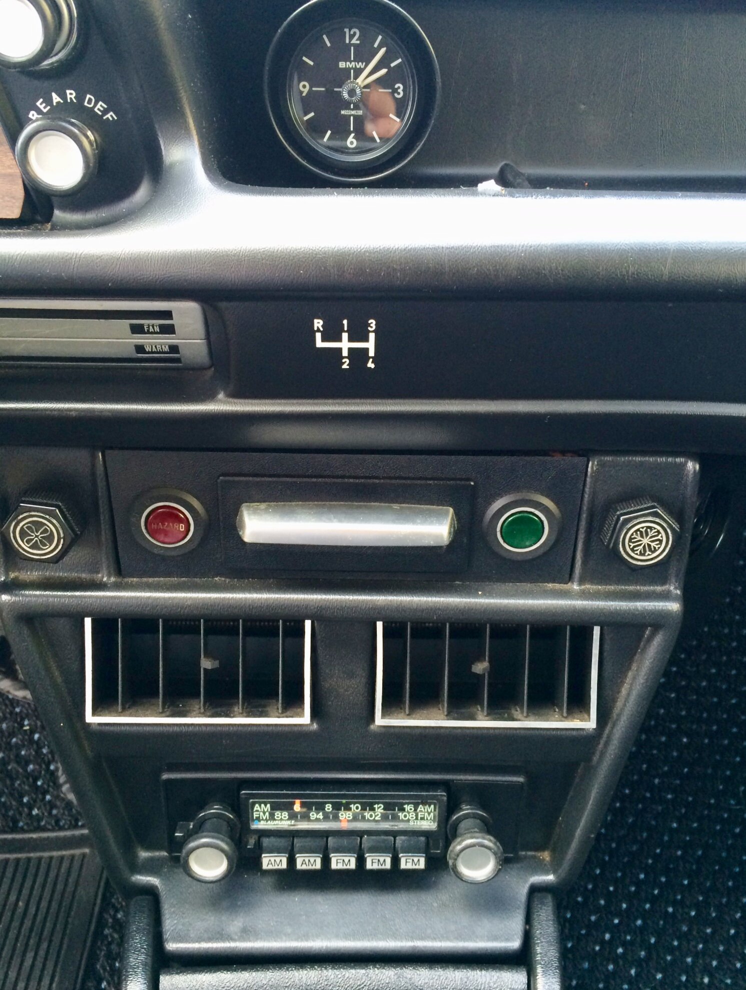 Tii Clock dimensions - BMW 2002 and other '02 - 2002FAQ