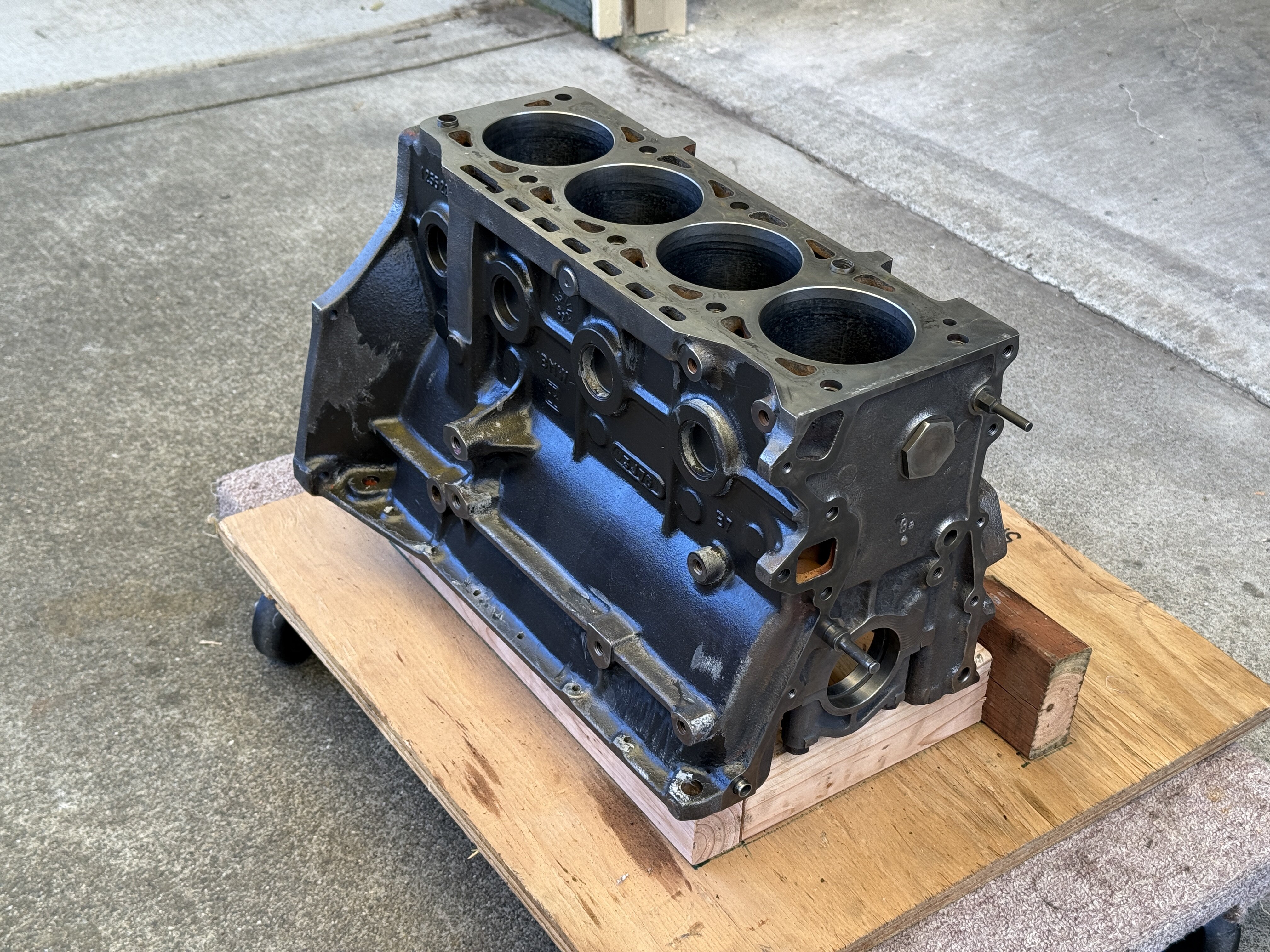 M10B20 Block and Crankshaft - $10 - Engine and Drivetrain - 2002FAQ