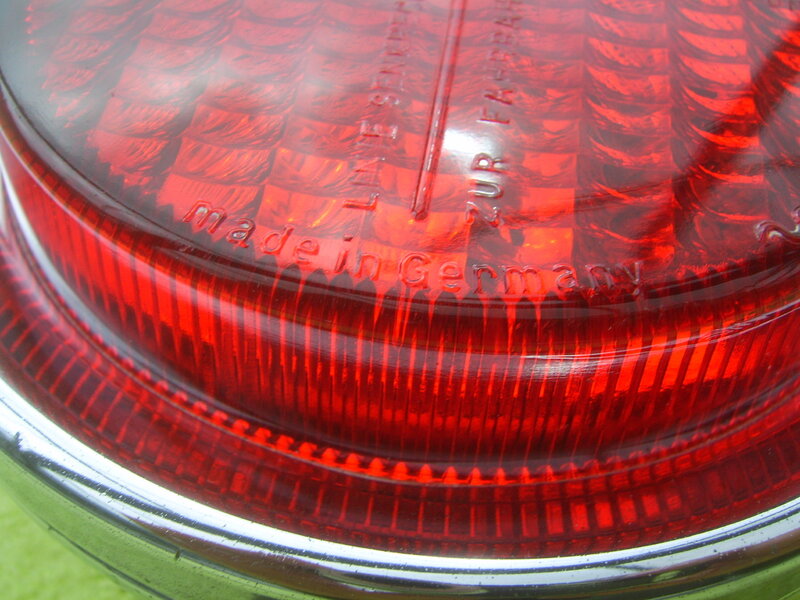 FS: Red Rear Fog Light - Miscellaneous - 2002FAQ