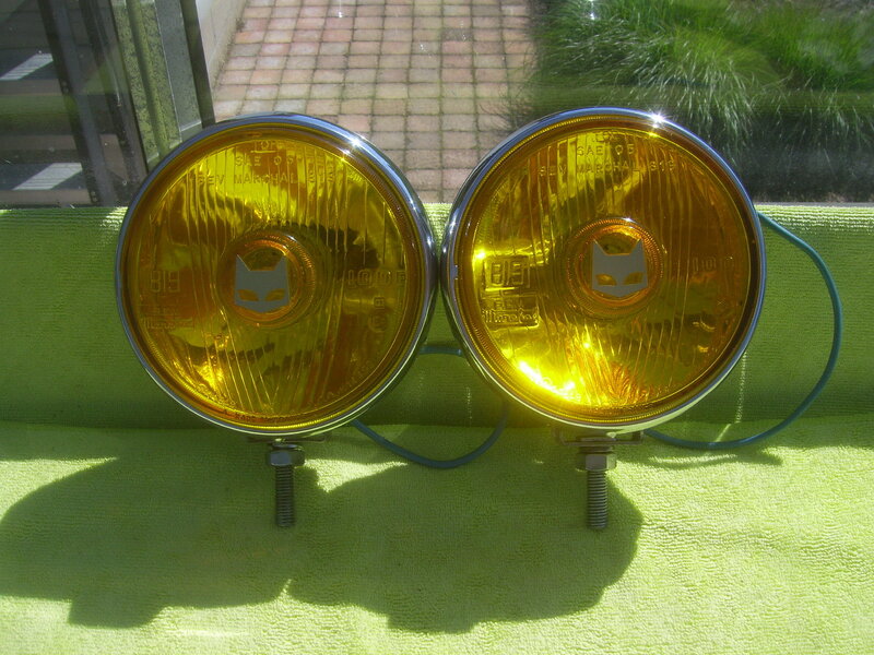 FS: Marchal 819 Yellow Driving Lights - Miscellaneous - 2002FAQ