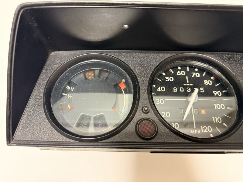 Instrument Cluster - US Version - 120 MPH max with RPM gauge - Body and ...